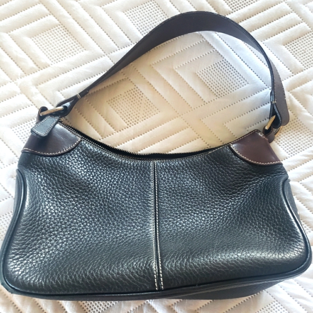 Dooney and Bourke purse